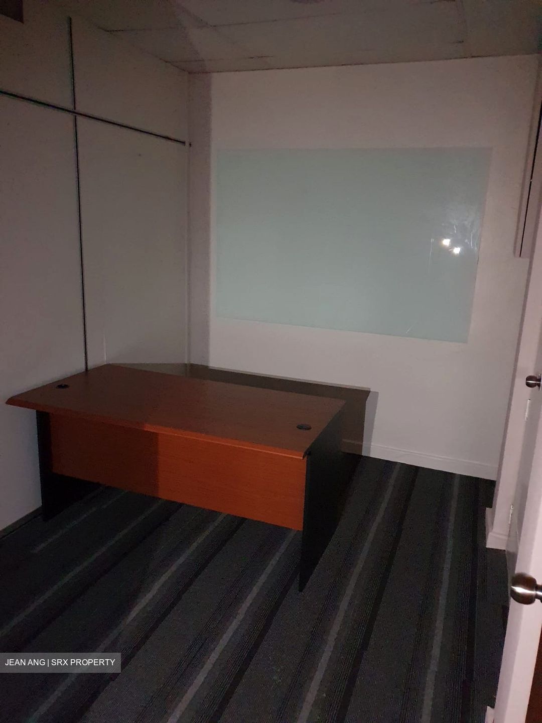 People's Park Centre (D1), Office #423789601